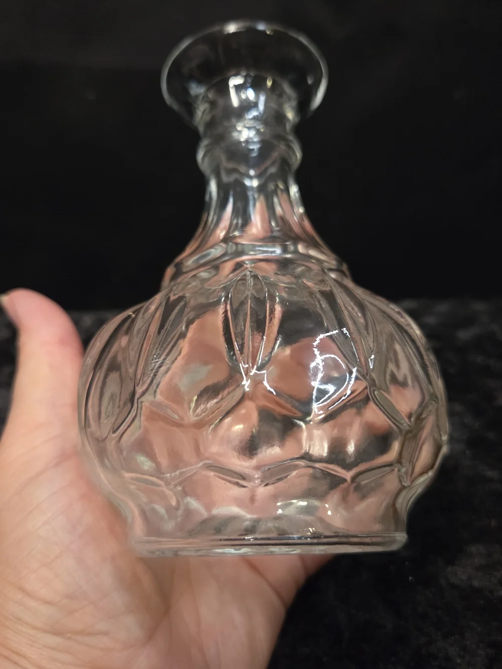 Vintage Genie Glass Bud Flower Vase Bottle 5 1/2